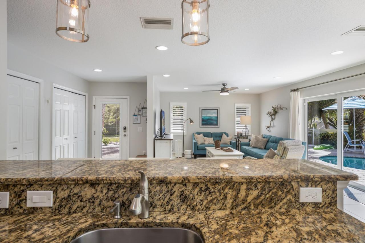 Toes In The Water - 110 Palm Ave Villa Anna Maria Exterior foto